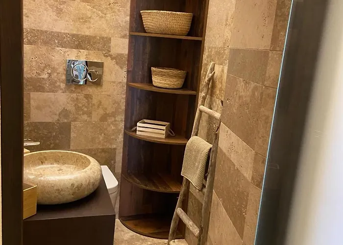 Maximo Con Vasca Idromassaggio Bari